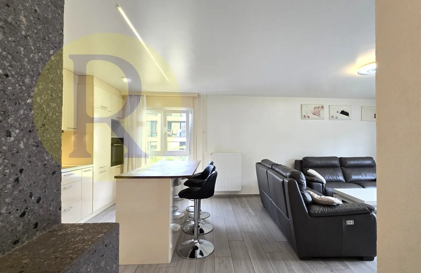 Appartement à vendre - Photo 3 sur 8