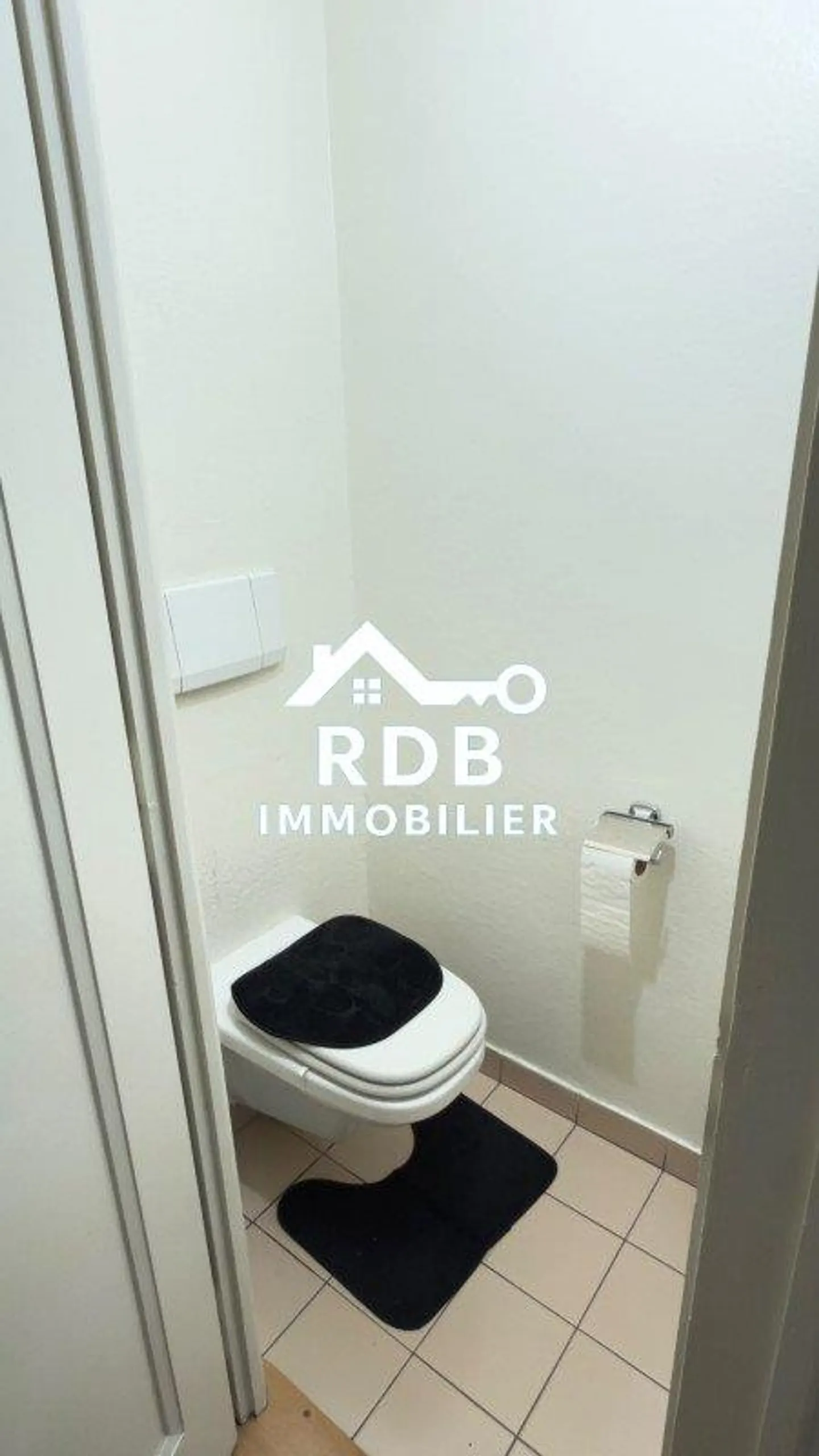 Appartement lumineux au rez-de-chaussée - Photo 5 sur 5