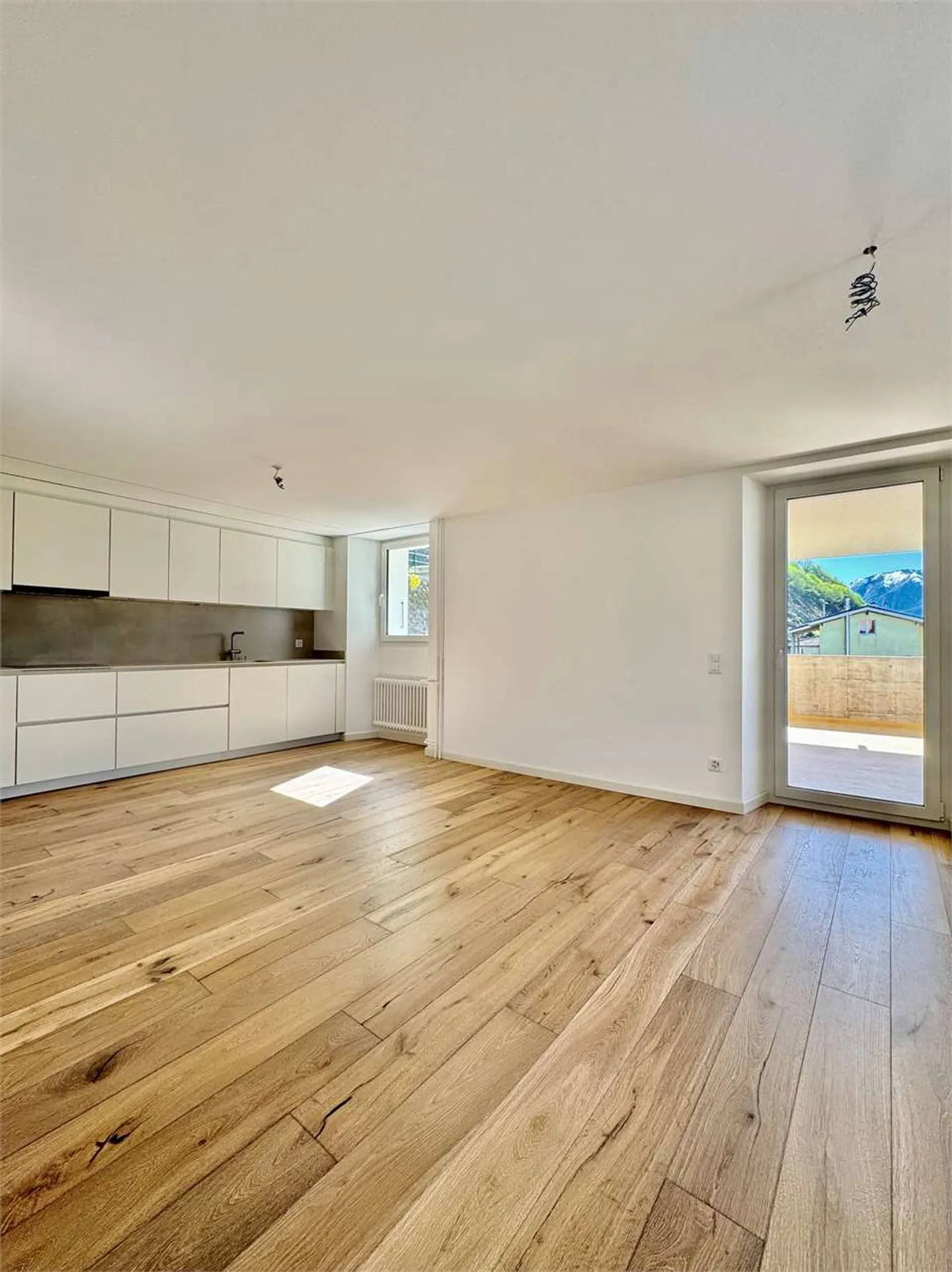 New 3.5-room apartment in Gambarogno - Photo 2 of 11