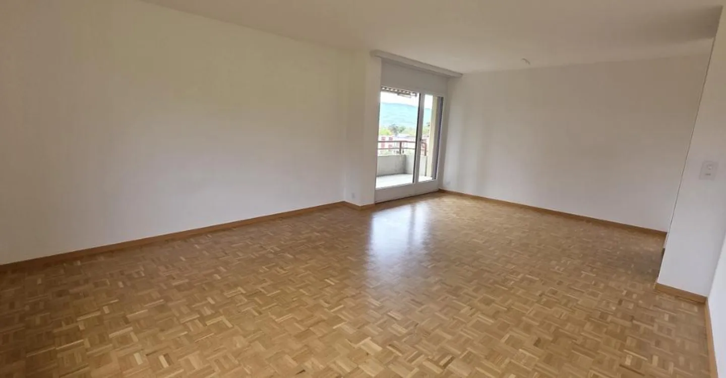 Schöne 4,5 Zimmer von 98m2 mit herrlichem Blick auf Delémont - Foto 2 von 12