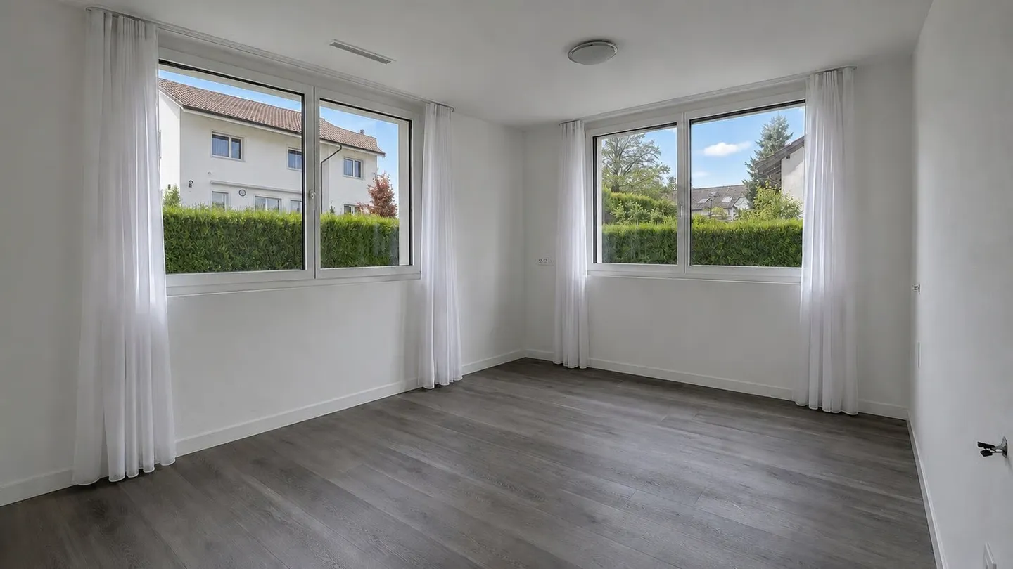 Appartement 2.5 pièces fraîchement rénové à Greifensee - Photo 6 sur 9
