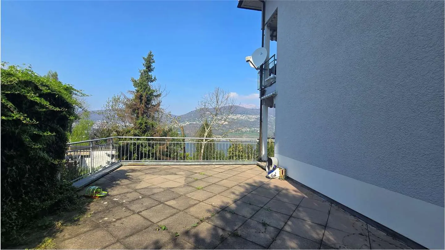 Maison de vacances avec vue sur le lac - Appartement deux pièces Lugano - Photo 3 sur 11