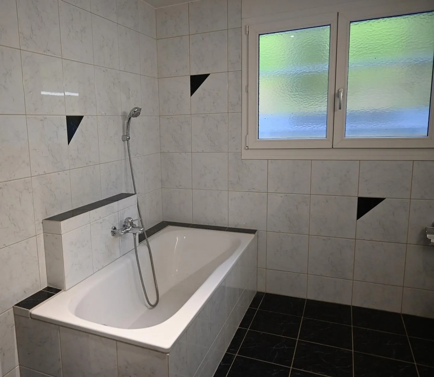 Appartamento spazioso di 5,5 locali recentemente ristrutturato, 138 m2, 1° piano - Foto 6 di 14