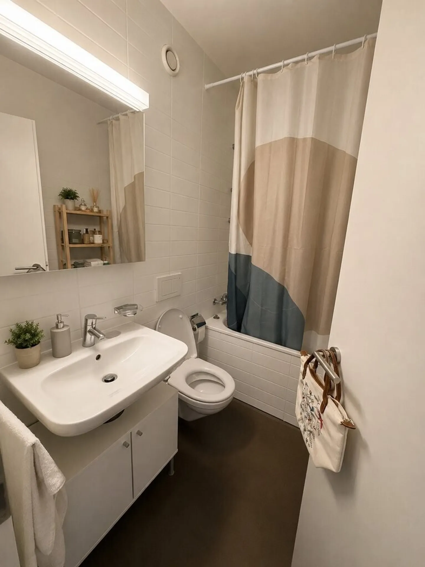 2-room duplex apartment - Train station area - Photo 5 of 6
