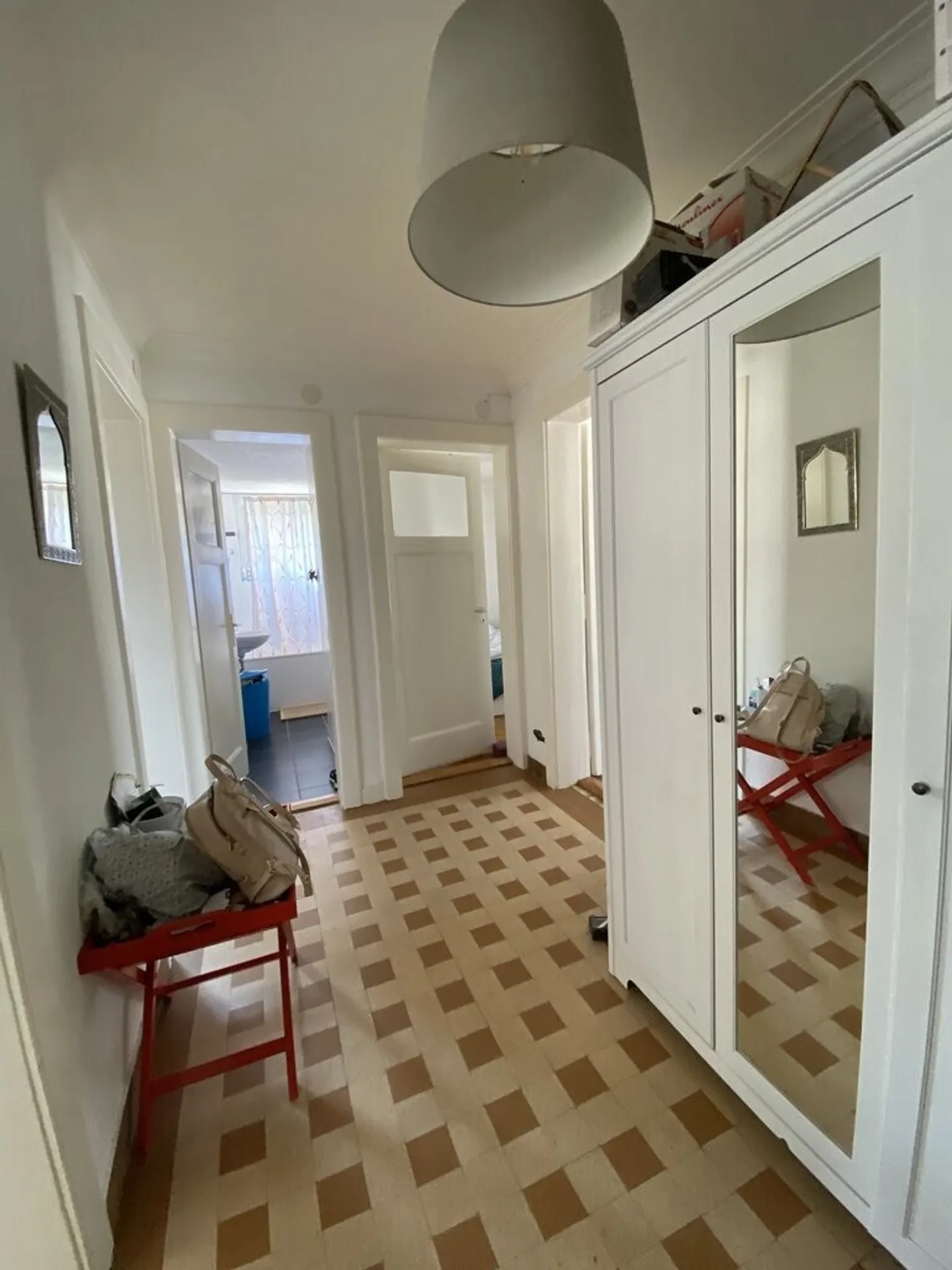 Zu ergreifen! Wunderschöne Wohnung in einem Familienviertel! - Foto 2 von 8