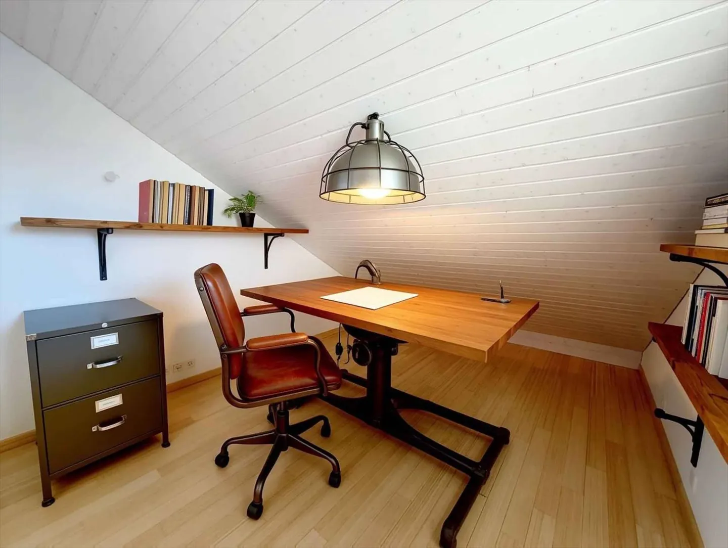 Casa bifamiliare luminosa di 5,5 stanze - Foto 7 di 13