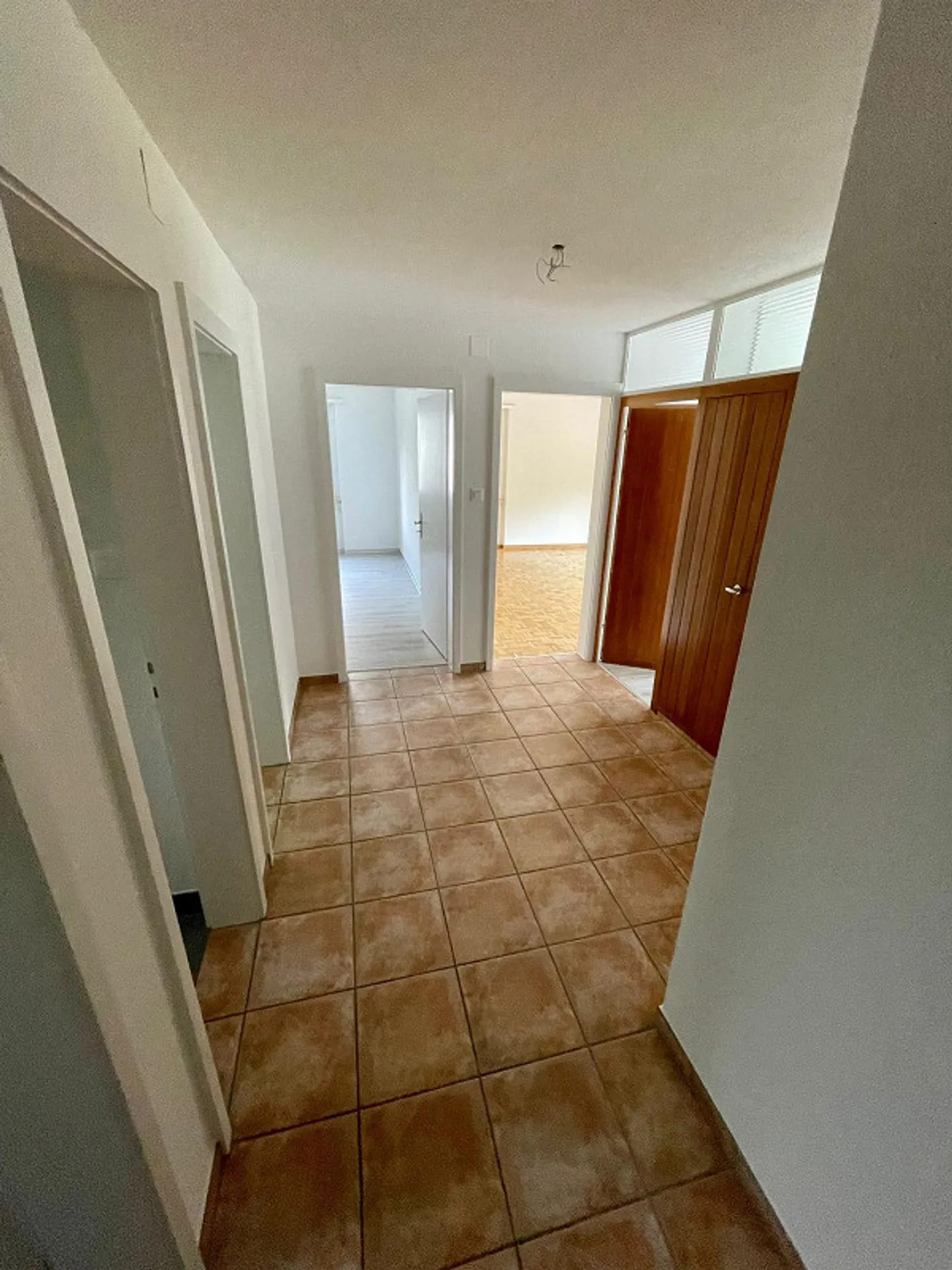 Charming 4.5-room apartment in the green with balcony & parking in Wängi - Photo 3 of 7