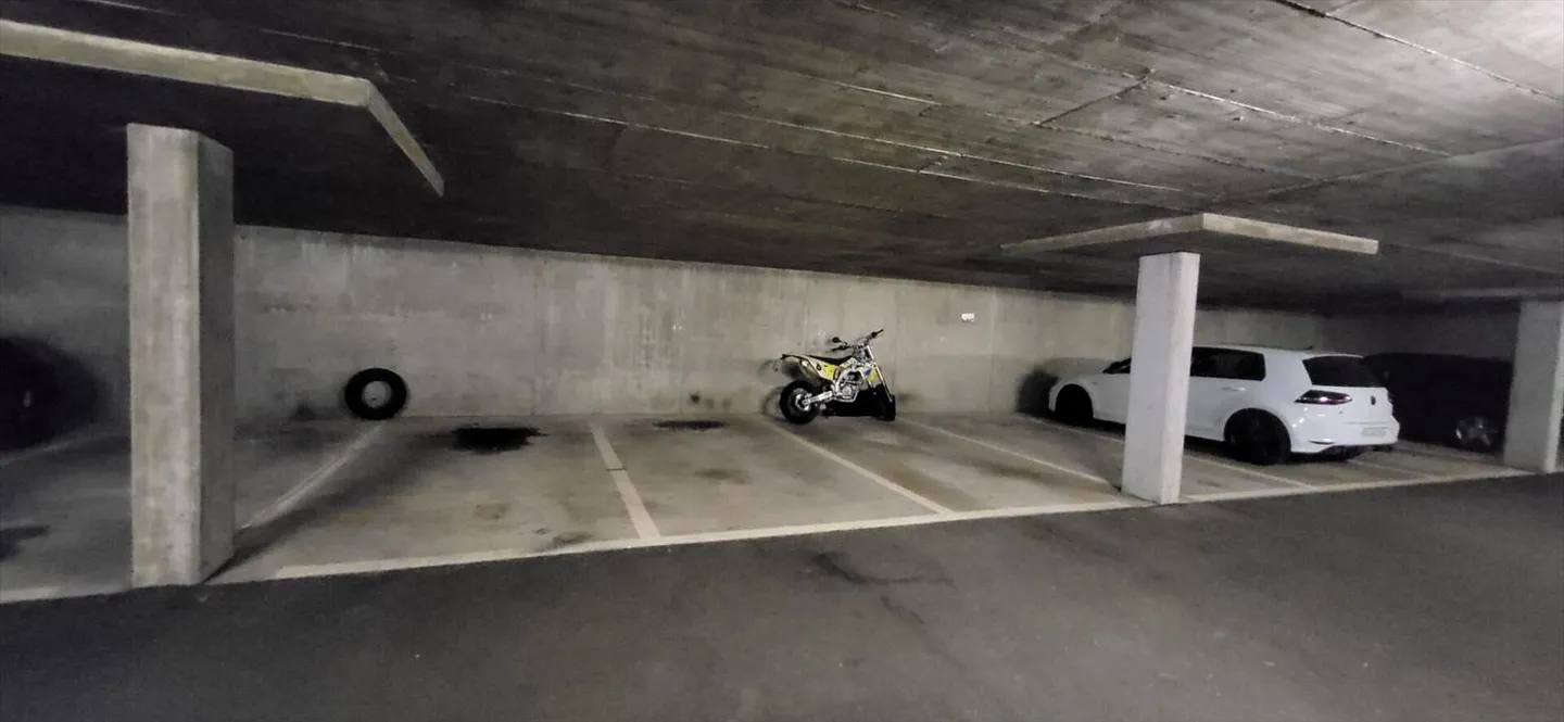 À vendre un parking couvert - Photo 1 sur 1