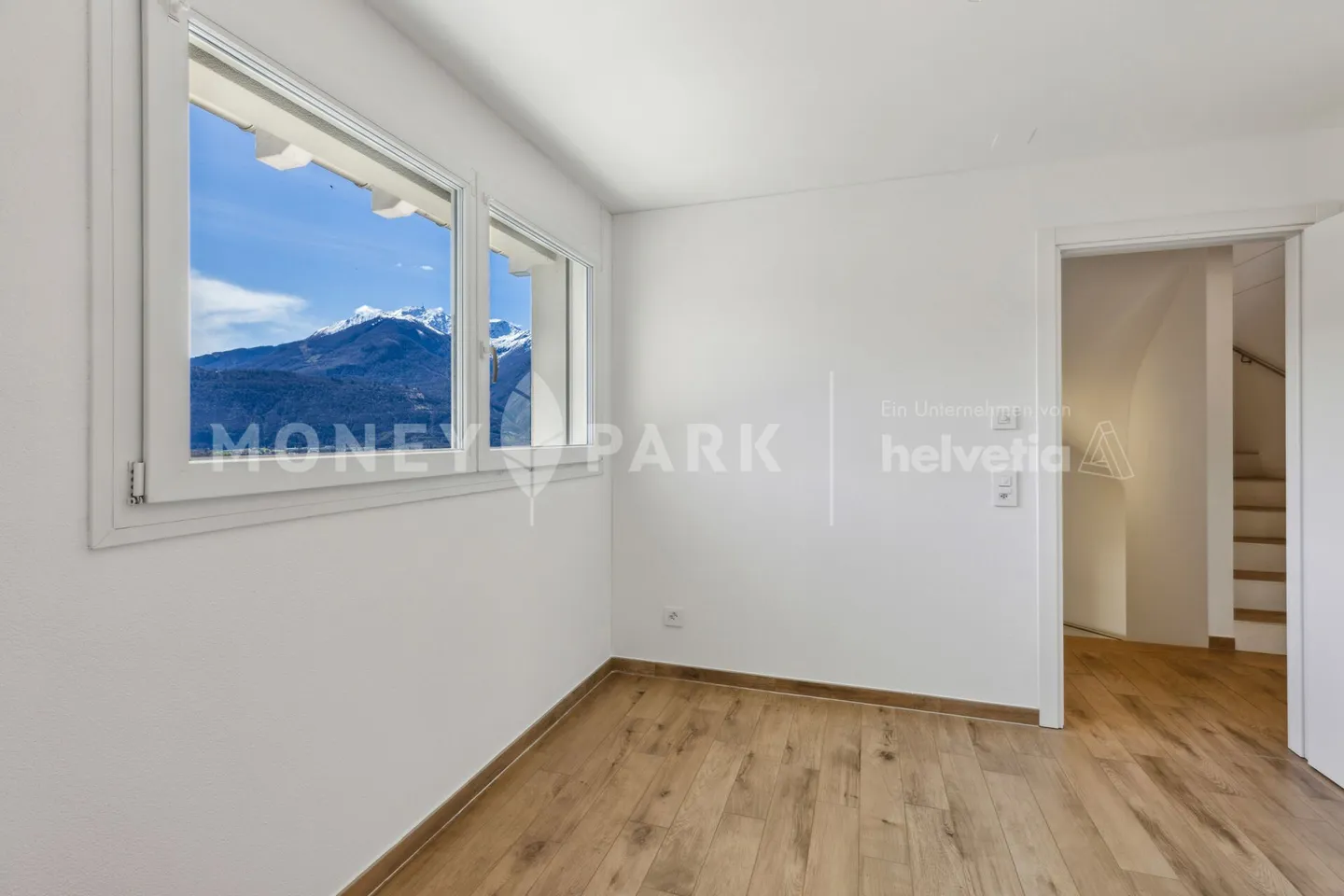 Charmante 5.5-Zimmer-Doppelhaushälfte / Splendida Casa Bifamiliare con 5.5 Locali - Foto 4 von 12