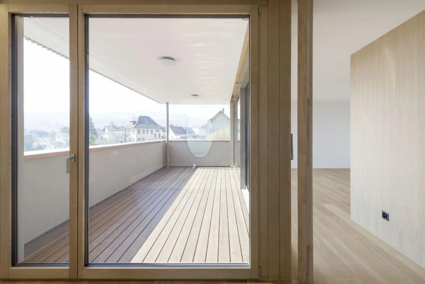 Architektonisches Unikat mit Pool, Liftanlage, vielseitigem Garten ... - Foto 12 von 20