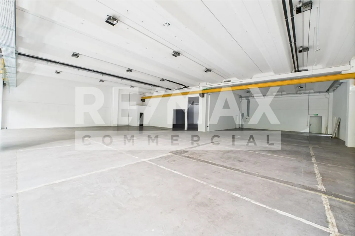 For Sale: Spacious Commercial Space in the Center CAST-CASTIONE - Photo 10 of 13