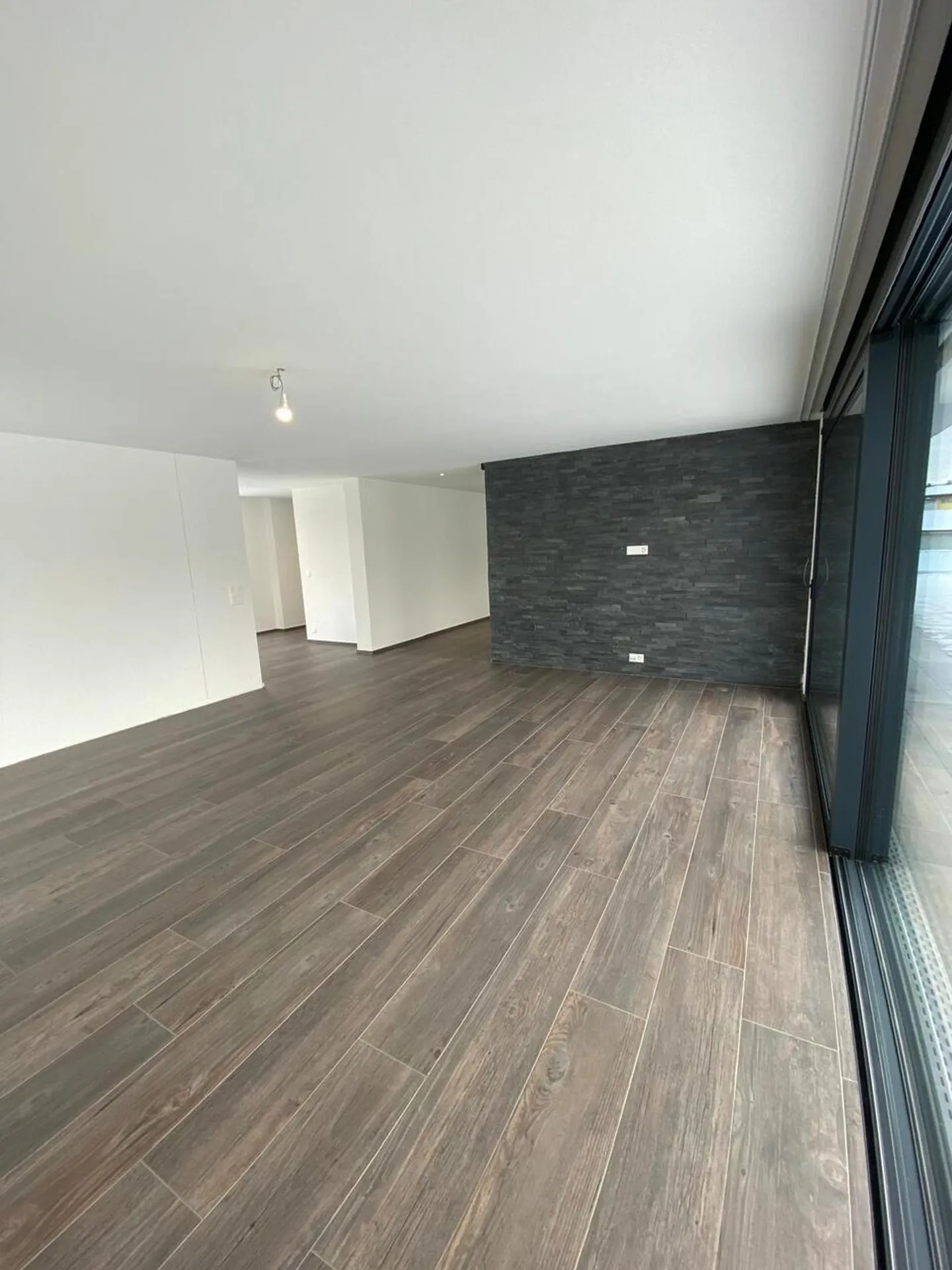 Moderno Appartamento Attico Designer con Terrazza Vista - Foto 7 di 17