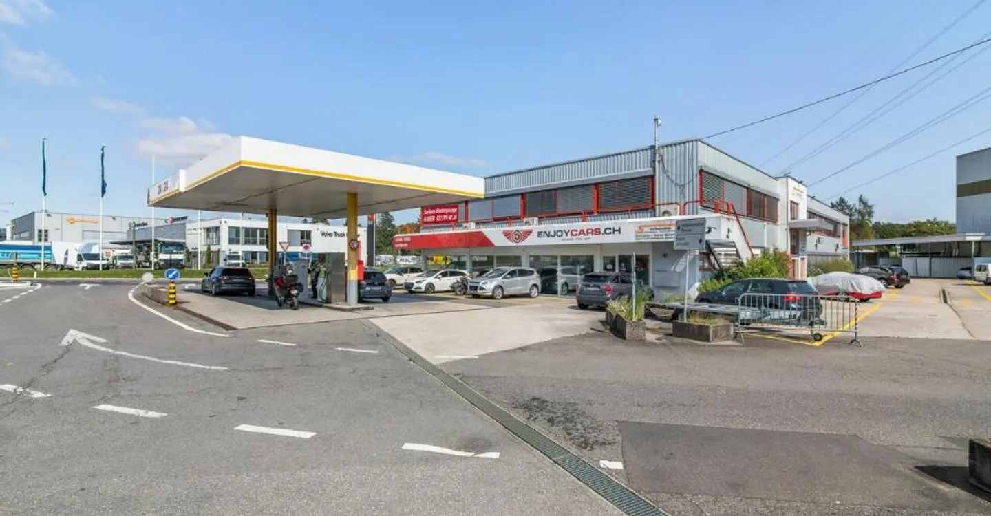 Fläche von 555m2 - Showroom - Büros oder Räumlichkeiten - Foto 2 von 7