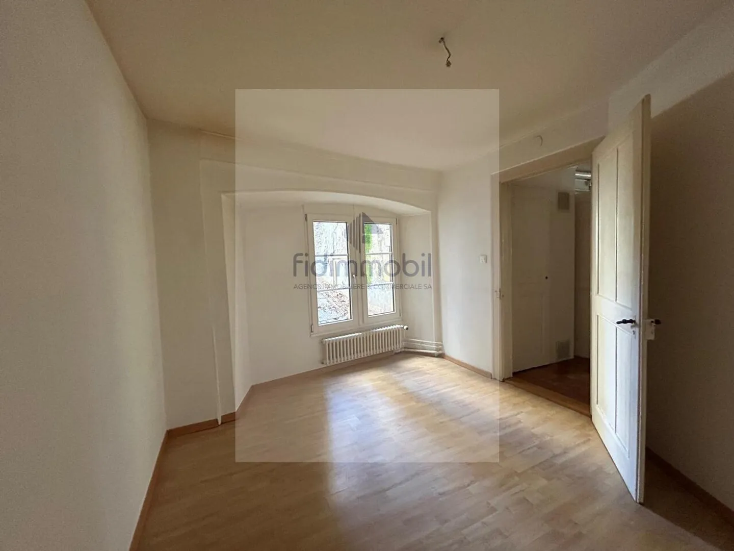 Appartement Charmant dans le Centre-Ville - Photo 4 sur 10