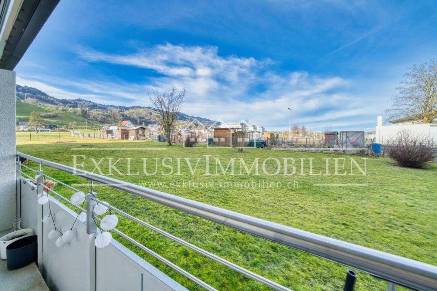 Living quality with tranquility and wide views - Space for new living ideas - Photo 1 of 6