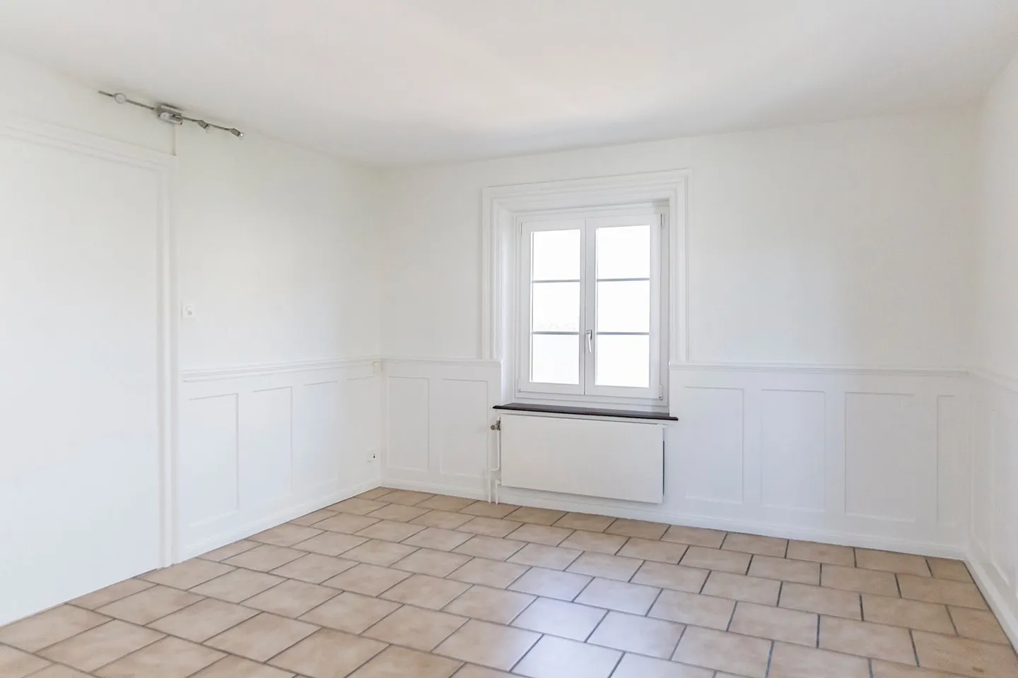 Appartement lumineux de 2,5 pièces avec utilisation du jardin - Photo 1 sur 6