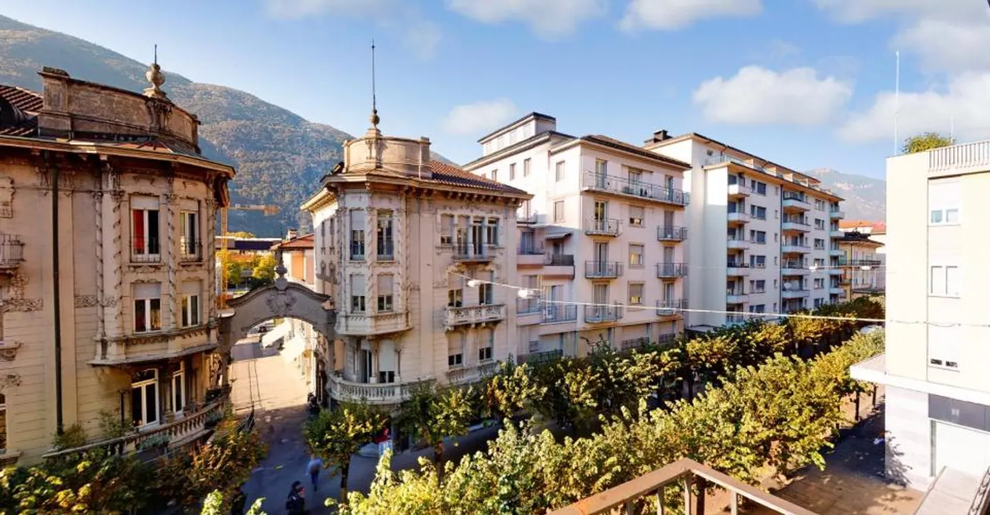 Willkommen in Ihrer neuen Arbeitsumgebung im Herzen von Bellinzona! - Foto 1 von 10
