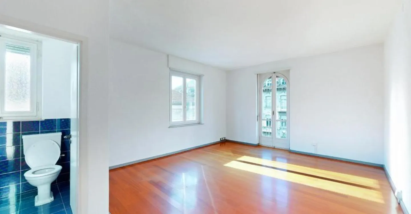 Willkommen in Ihrer neuen Arbeitsumgebung im Herzen von Bellinzona! - Foto 8 von 10