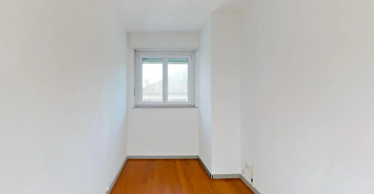 Willkommen in Ihrer neuen Arbeitsumgebung im Herzen von Bellinzona! - Foto 9 von 10