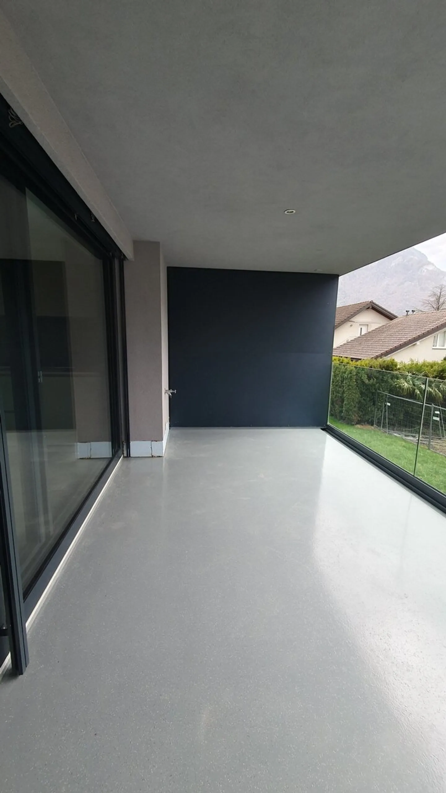 Appartamento con 5,5 stanze al 2° piano - Foto 2 di 7
