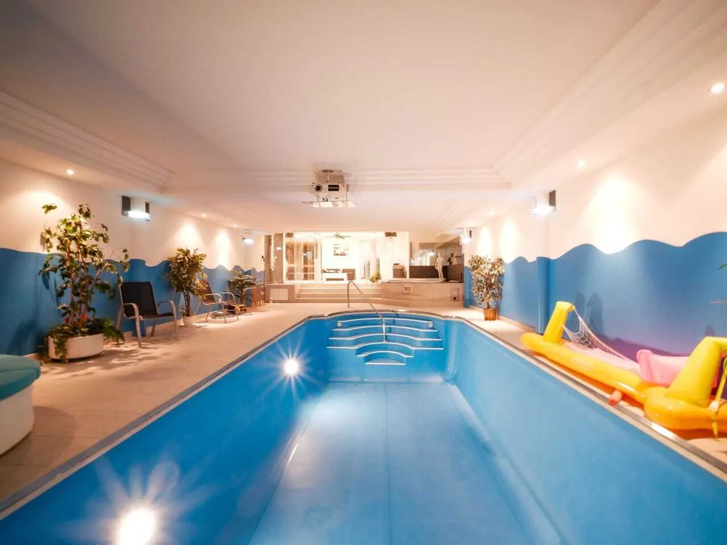 Maison de rangée exclusive avec spa privé - Photo 3 sur 13
