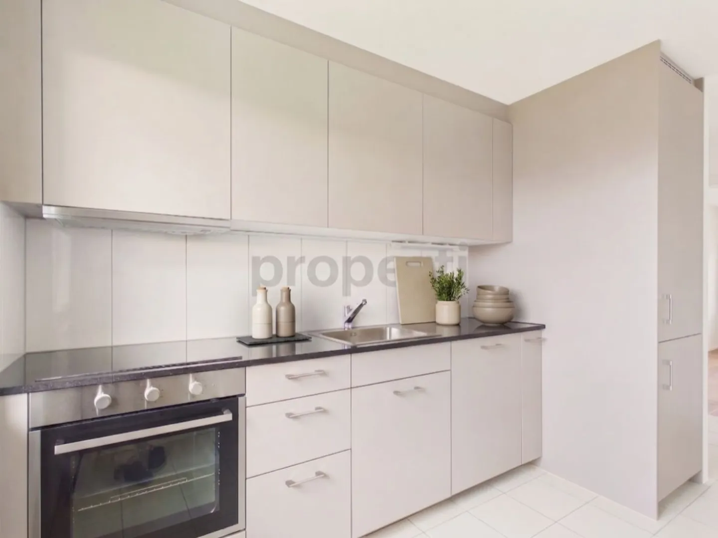 Spacious 3.5-room penthouse apartment with a thoughtful layout, Stachen - Photo 2 of 8