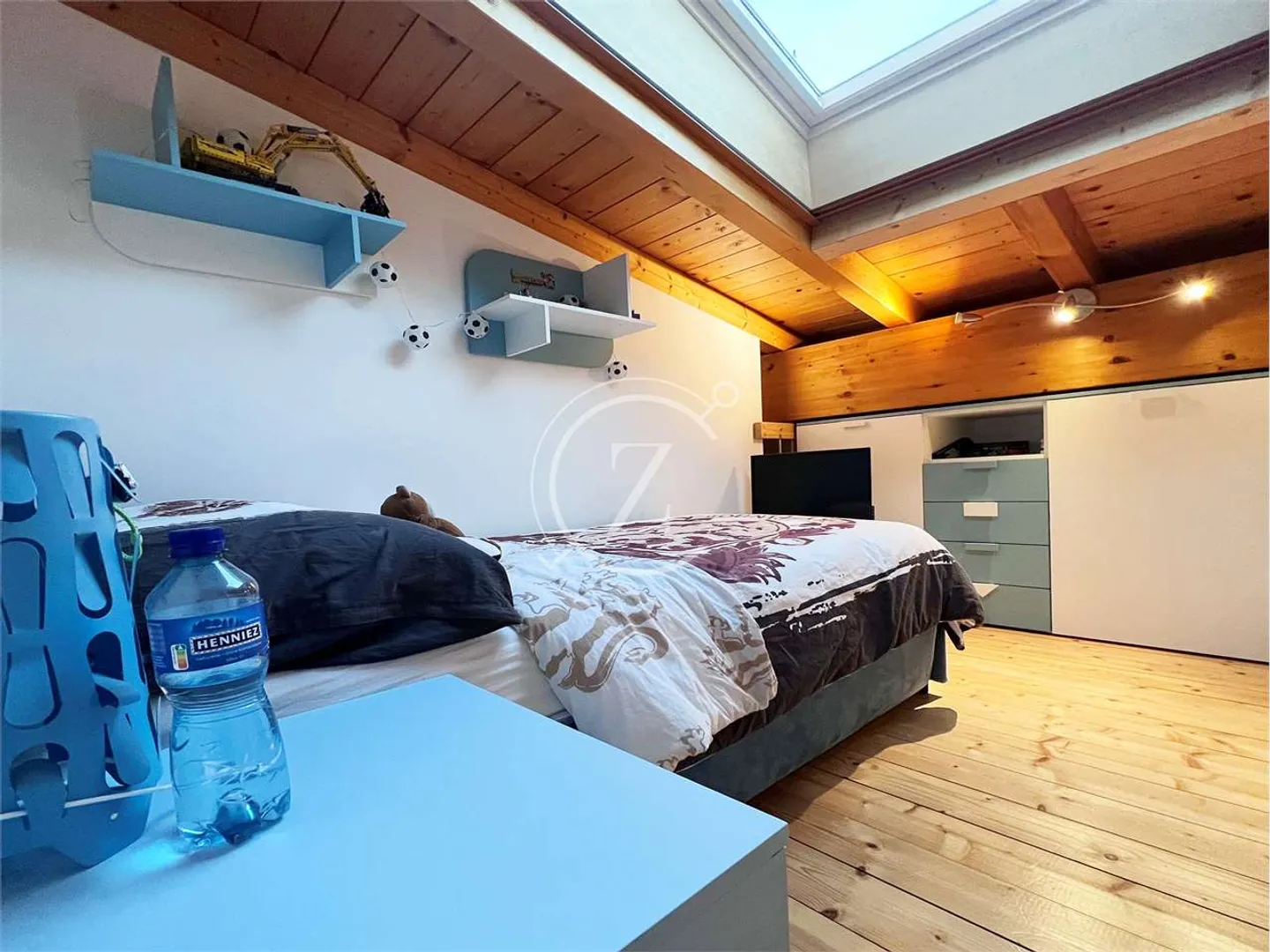 Grande e moderna casa a schiera a Pura - Foto 6 di 12