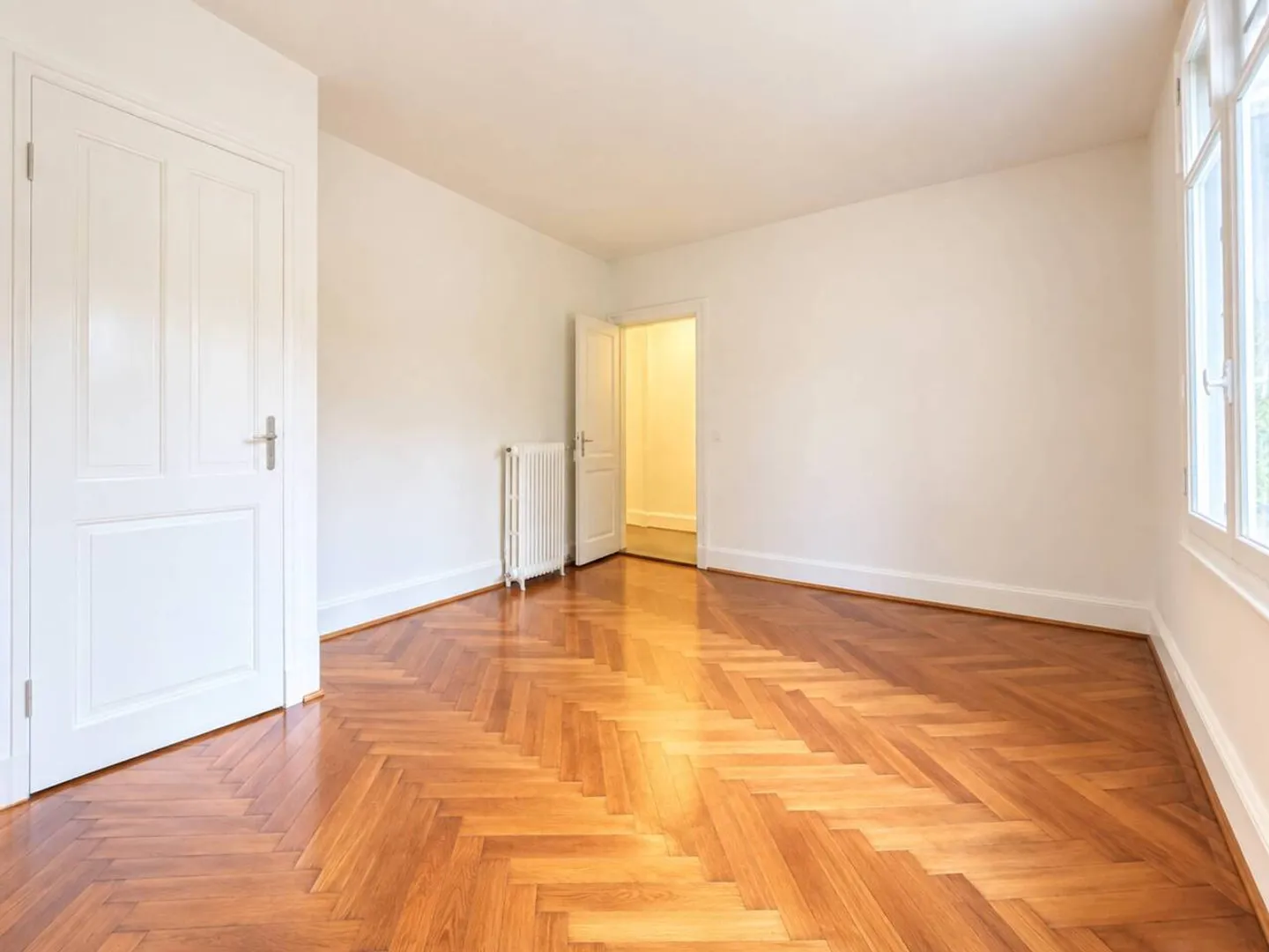 Spacious 2.5-room apartment in the heart of Lausanne - Photo 3 of 3