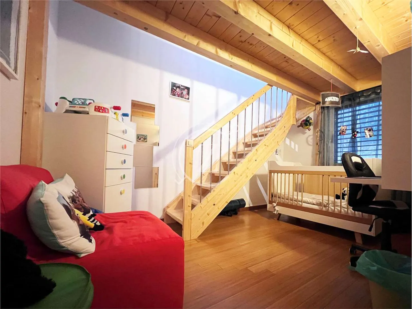 Grande e moderna casa a schiera a Pura - Foto 9 di 12