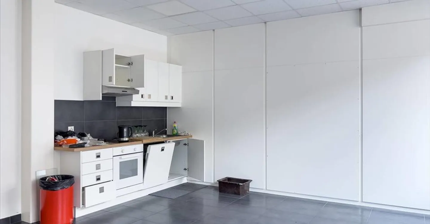 Spazioso ufficio a Satigny - Foto 2 di 8