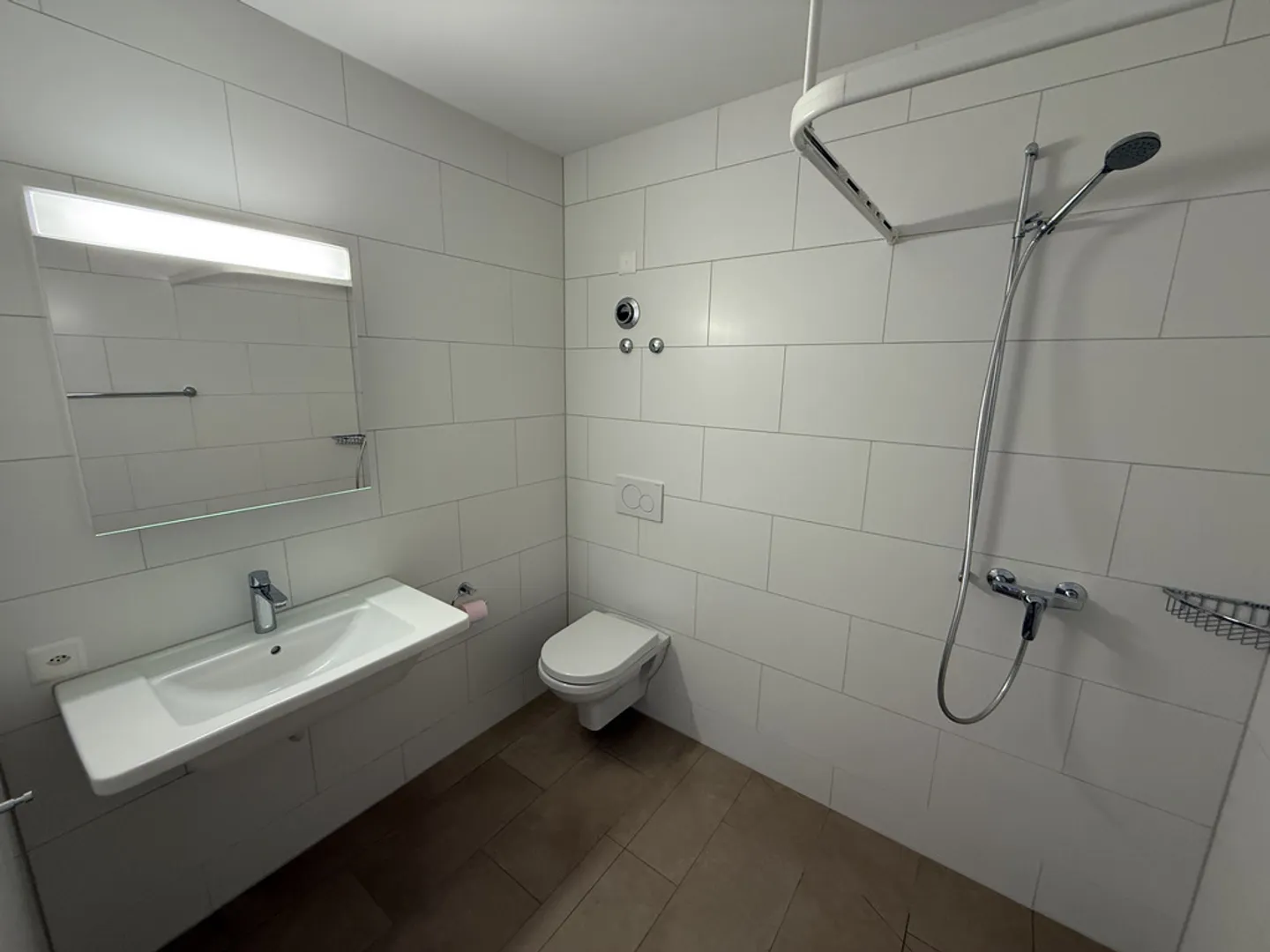 Appartement 2.5 pièces - Photo 8 sur 9