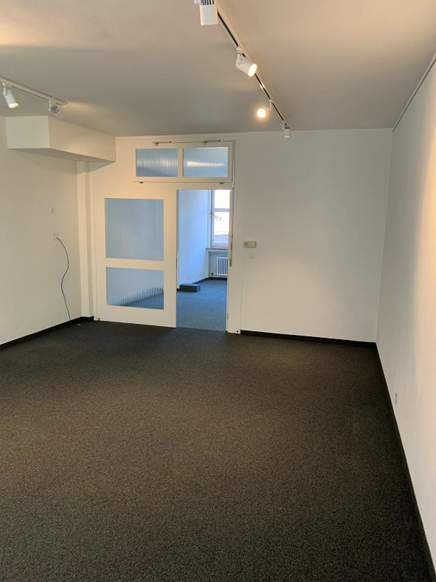 Spazio ufficio/negozio nella città di Ilanz - Foto 3 di 4