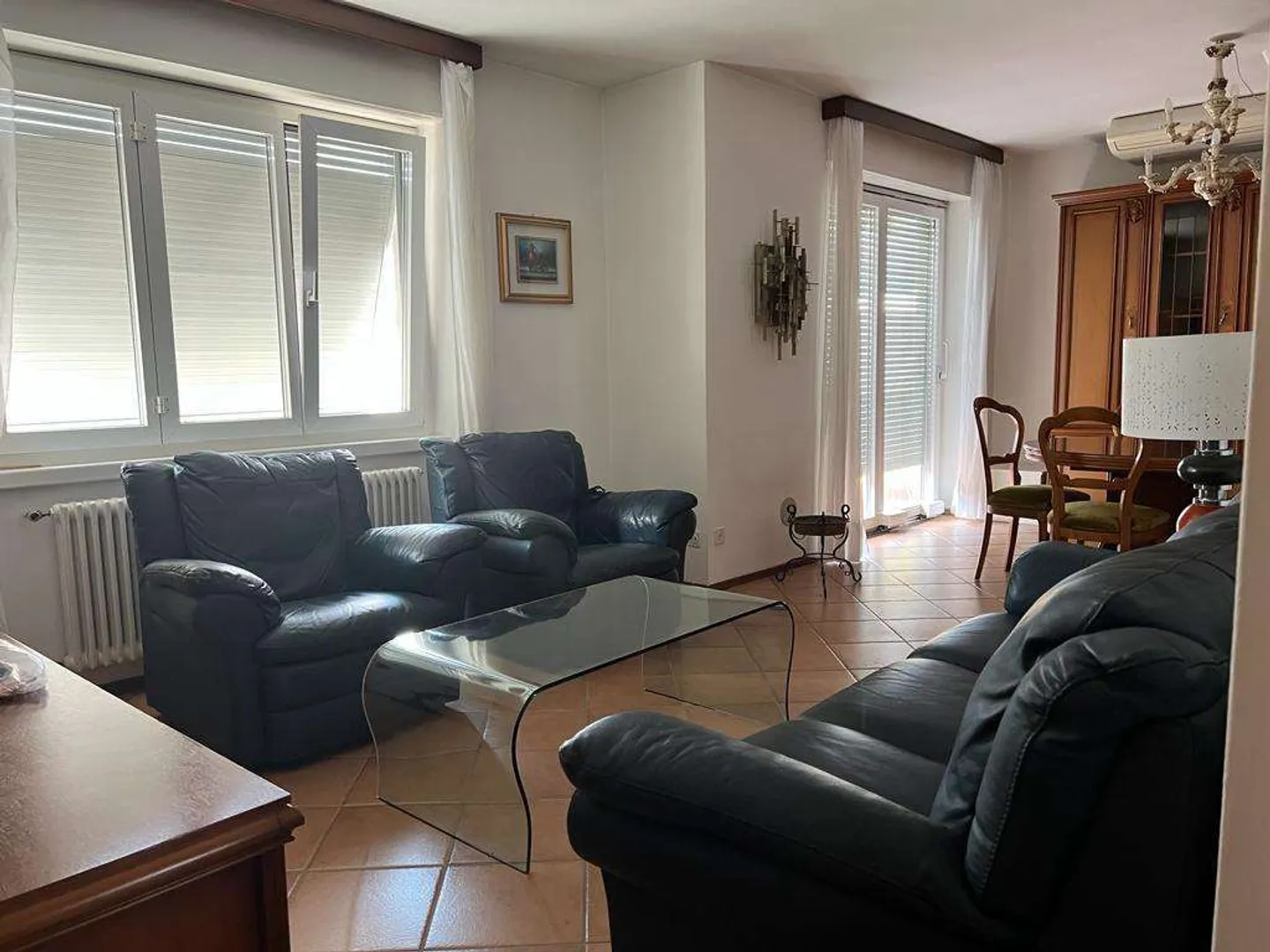 Sale of 3.5-room penthouse apartment in Balerna - Photo 2 of 8
