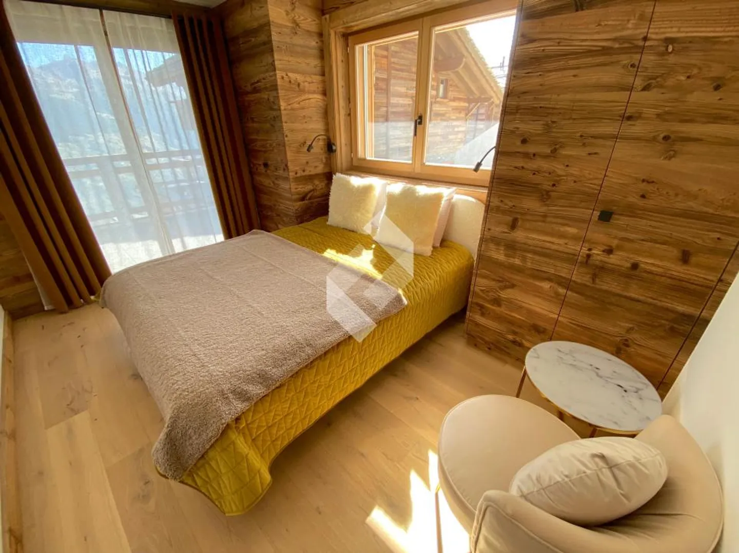 «Herrliches Ski-in-Ski-out-Chalet» - Foto 12 von 13