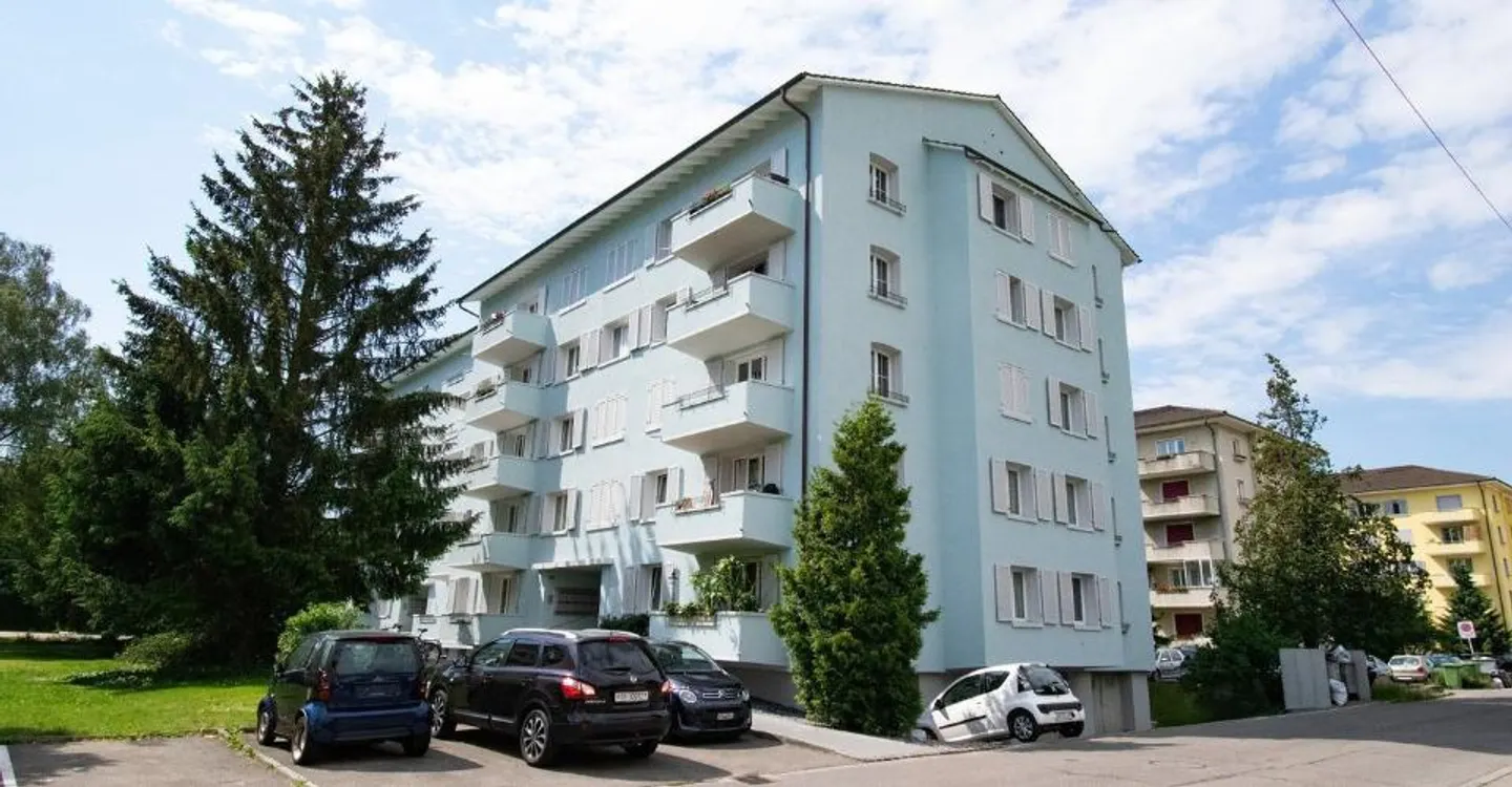 Appartement spacieux et confortable dans un environnement verdoyant - Photo 1 sur 6