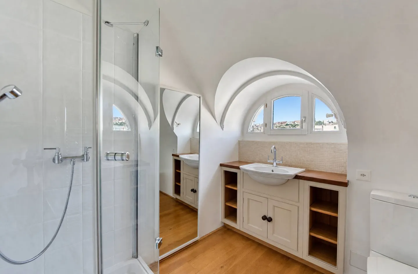 Maison de Maître rénovée avec vue - Photo 8 sur 10