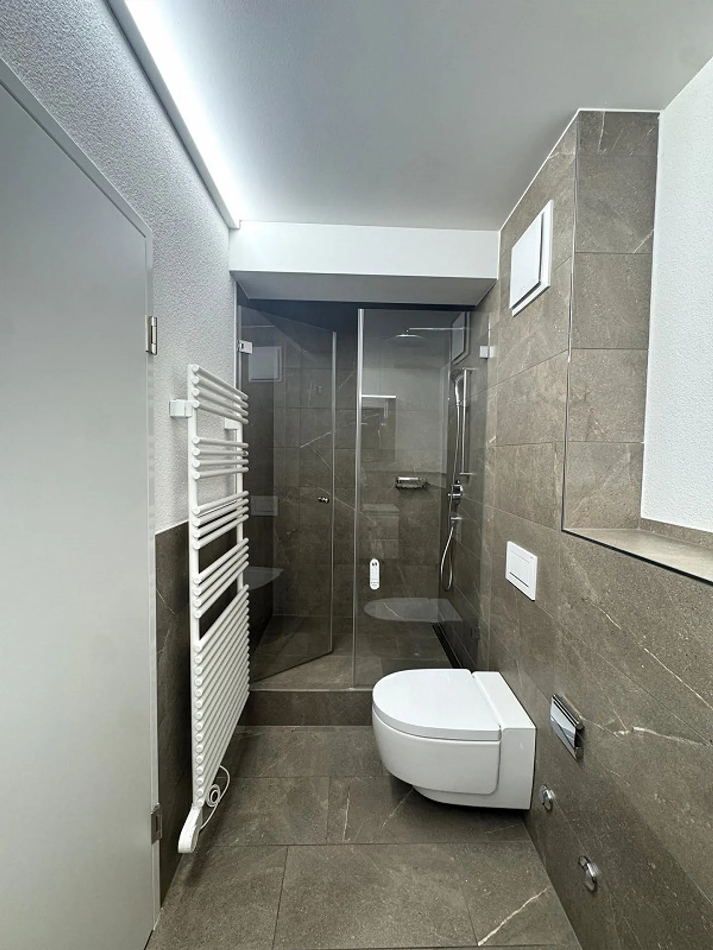 Living and Life in the Heart of Kilchberg with Breathtaking Lake View - Photo 6 of 9