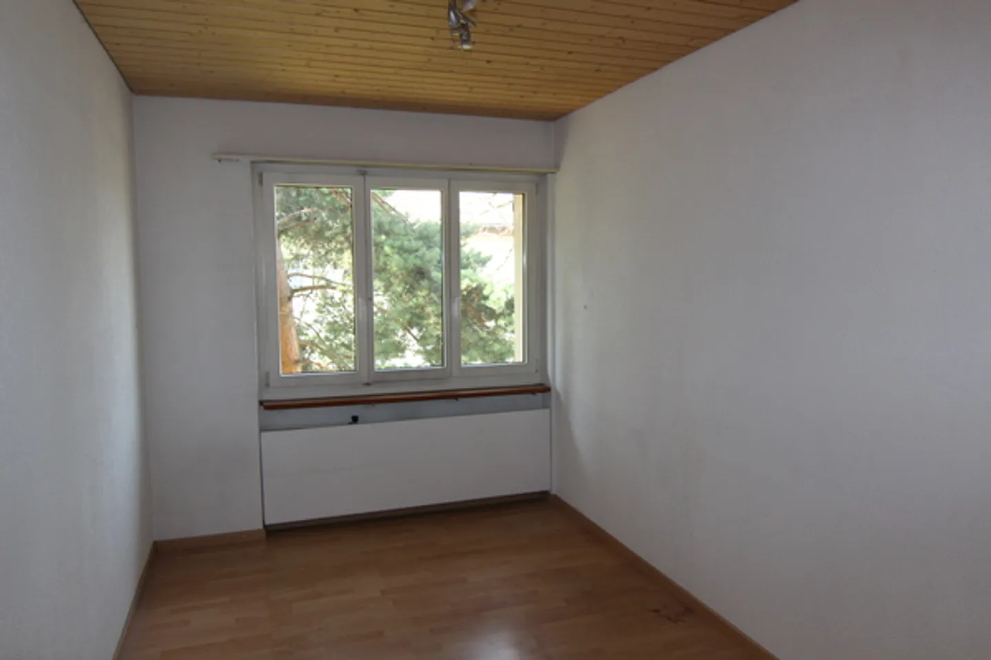 RISERVATO! Incantevole appartamento di 4 stanze con balcone a Brugg AG - Foto 7 di 8