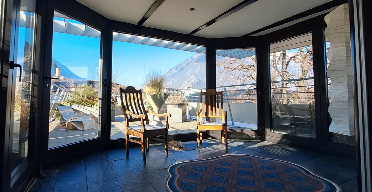 Penthouse of Superlatives with 3.5 Rooms, Panoramic Terrace and Garage - Photo 3 of 9