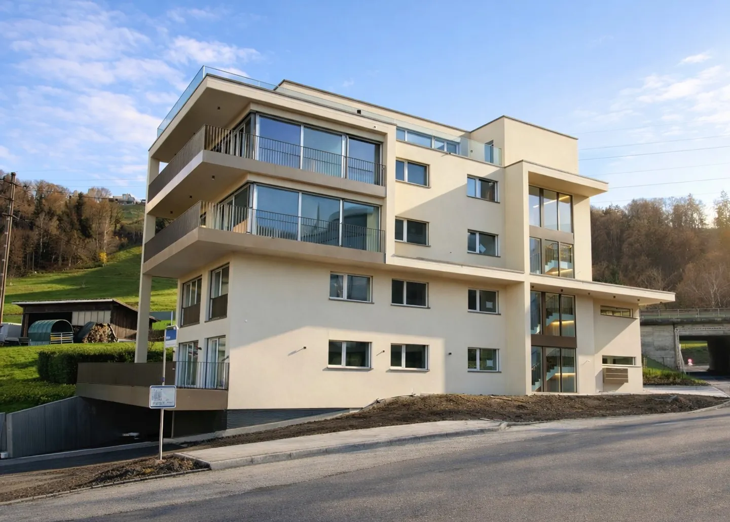 Flexible growth areas from 22 m² to 1,140 m² – ideal for finance, consulting, health & sales - Photo 9 of 10