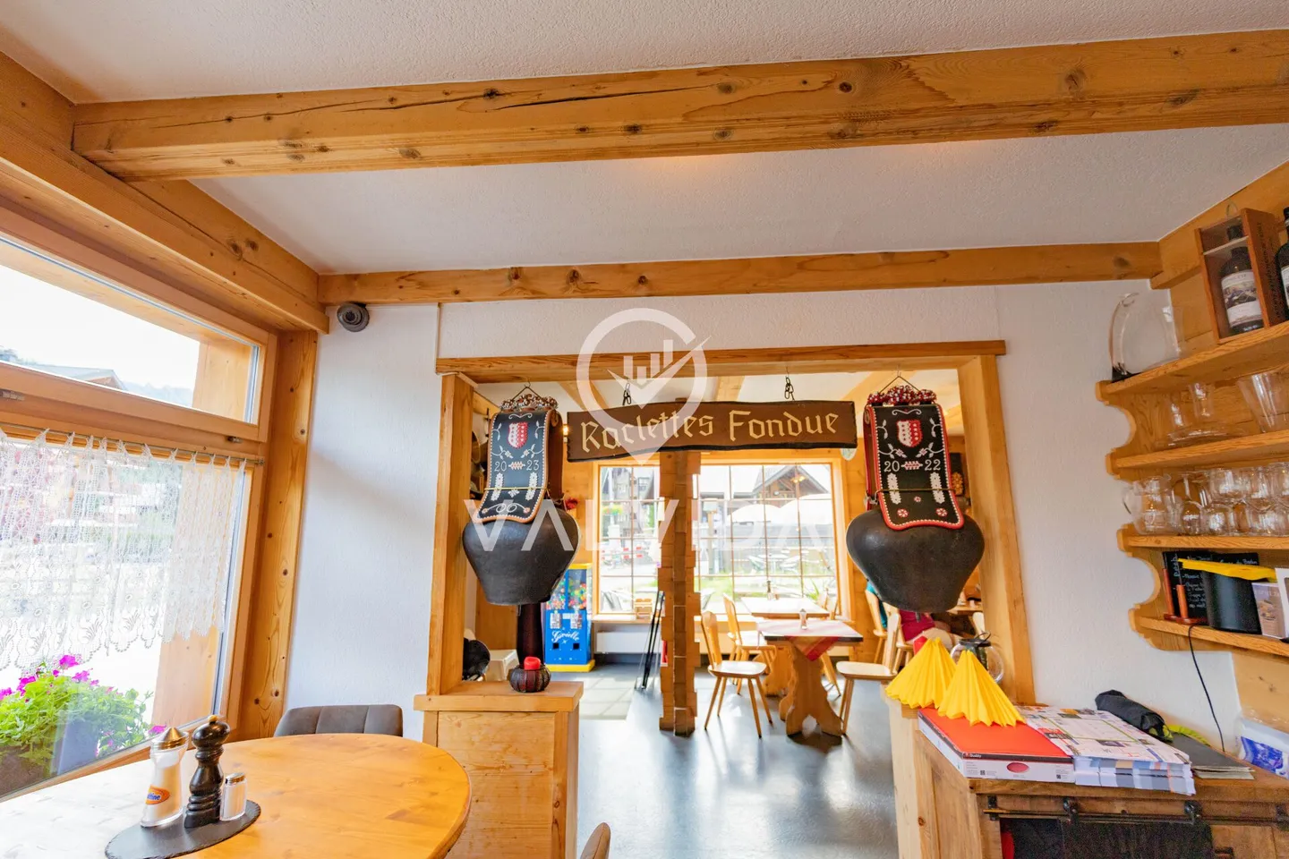 Restaurant entièrement équipé dans un emplacement privilégié de Morgins, directement à la télécabine de Portes du Soleil - Bien d'investissement avec un potentiel d'utilisation polyvalent - Photo 14 sur 20
