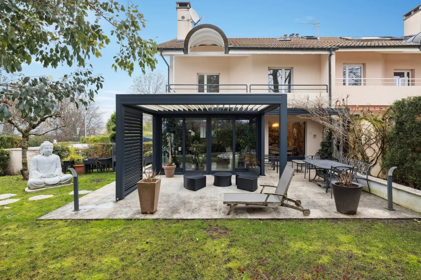 Elegant semi-detached house, green setting in Corsier - Photo 12 of 13