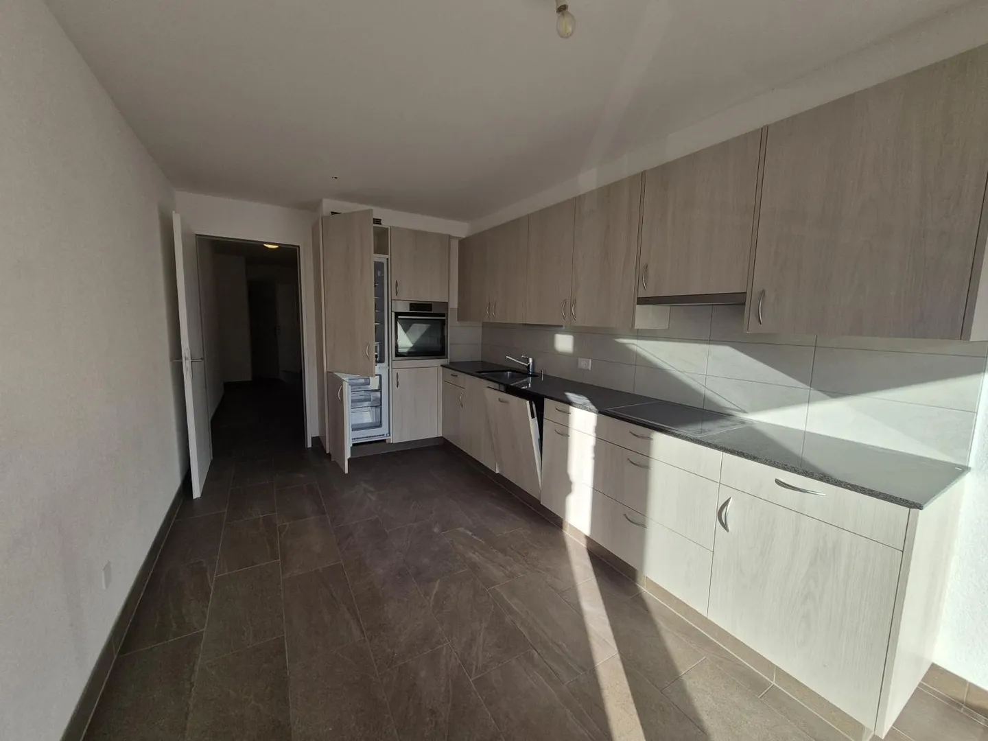 Wohnung 4.5 Zimmer - Foto 5 von 9