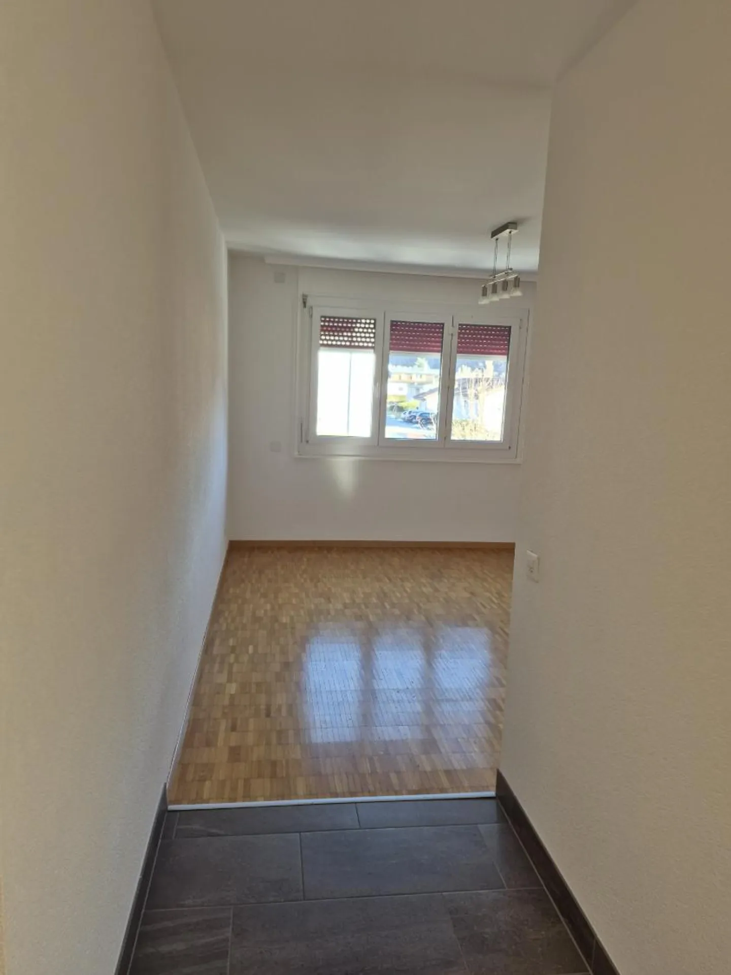 Wohnung 4.5 Zimmer - Foto 2 von 9