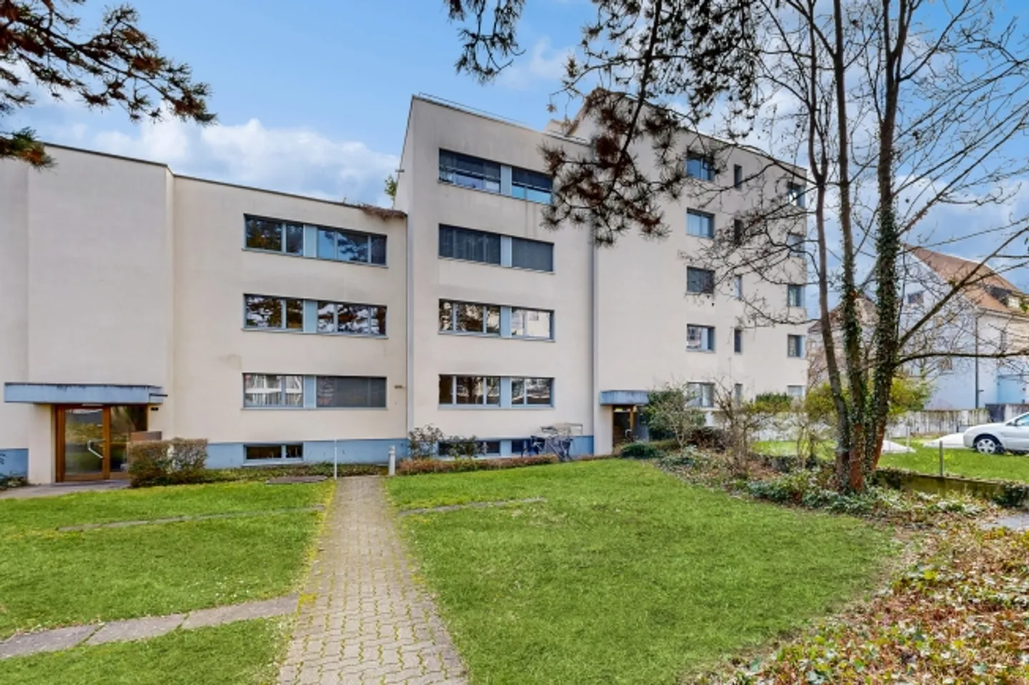 «Modernisierte Wohnung mit hochwertiger Ausstattung» - Foto 1 von 9