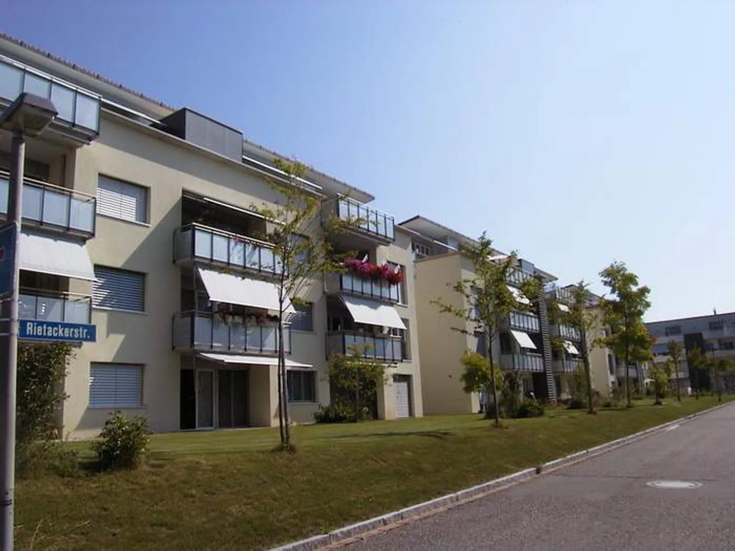 Parking spaces on Turnerstrasse in Seuzach - Photo 1 of 1