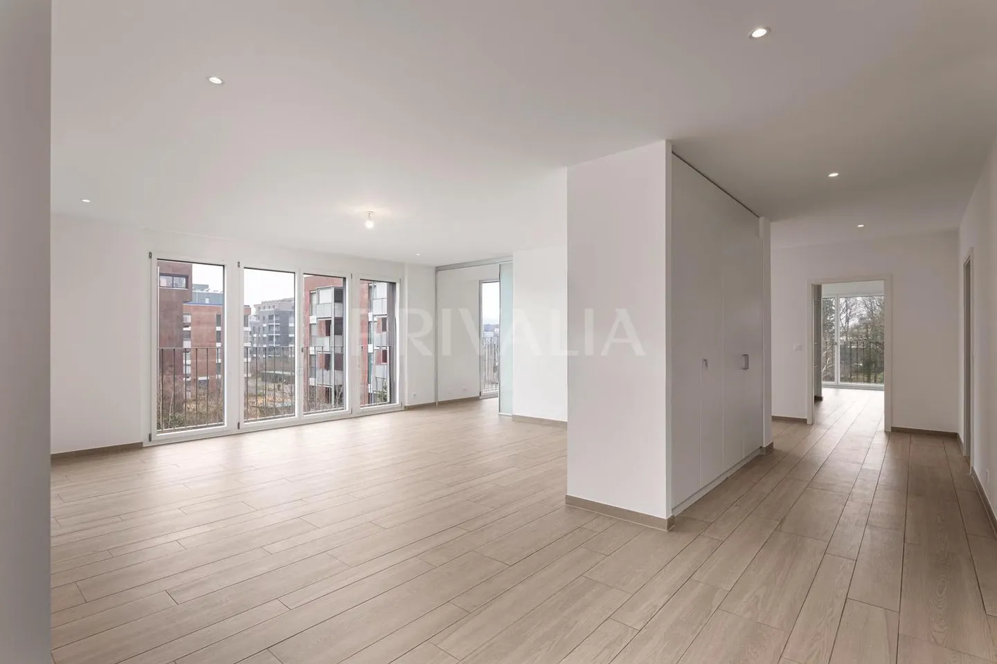 Geräumige moderne Wohnung in einem Wohngebiet in Conches - Foto 2 von 7