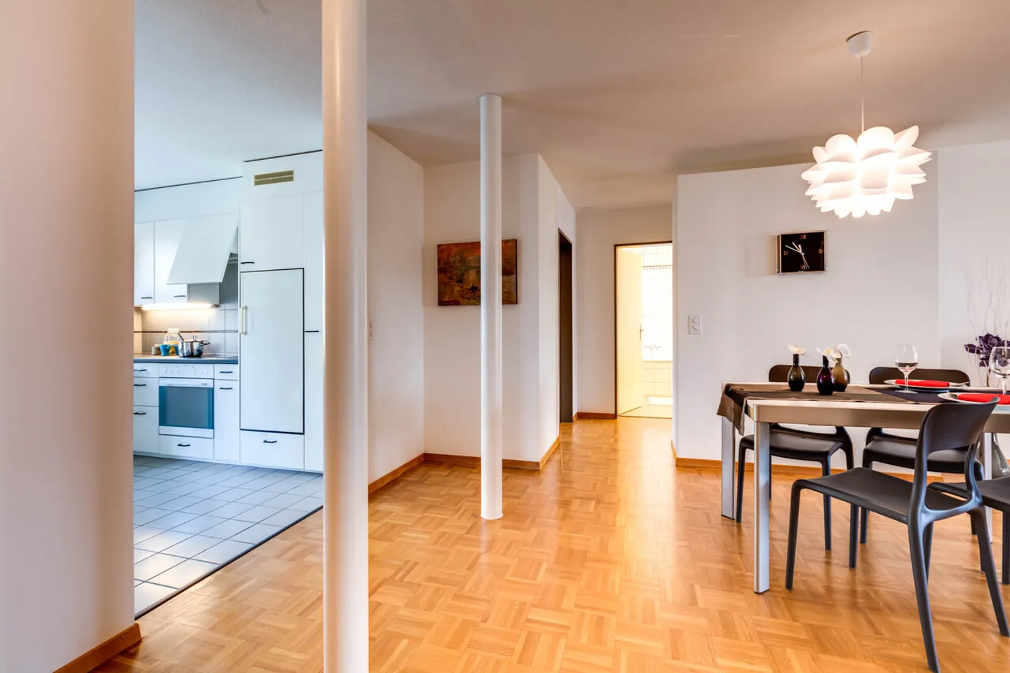 Charming Apartment with Balconies - Photo 6 of 12