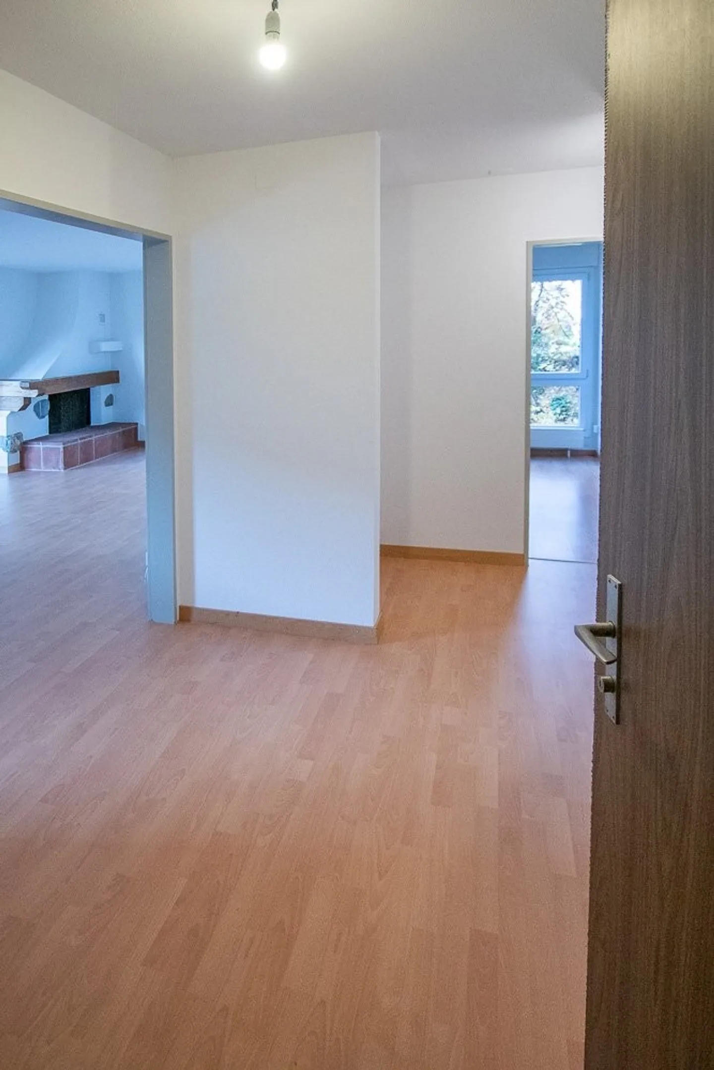 4.0-room apartment in a popular and quiet neighborhood - Photo 3 of 8