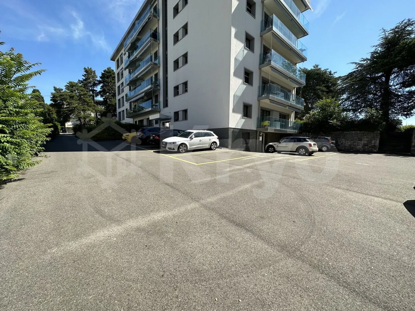 Rte de Vevey 45 - Local with WC - Photo 1 of 1